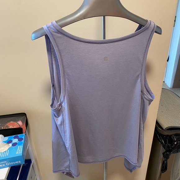 Lululemon Watch Me Flip Tank Top Purple Women’s  Size 12/L - Picture 5 of 7